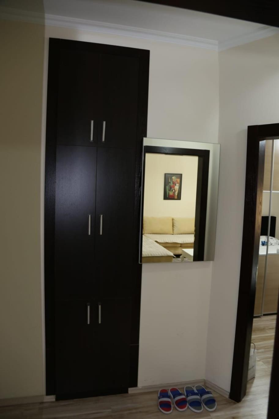 Ergi'S Host Apartment Tirana Eksteriør billede